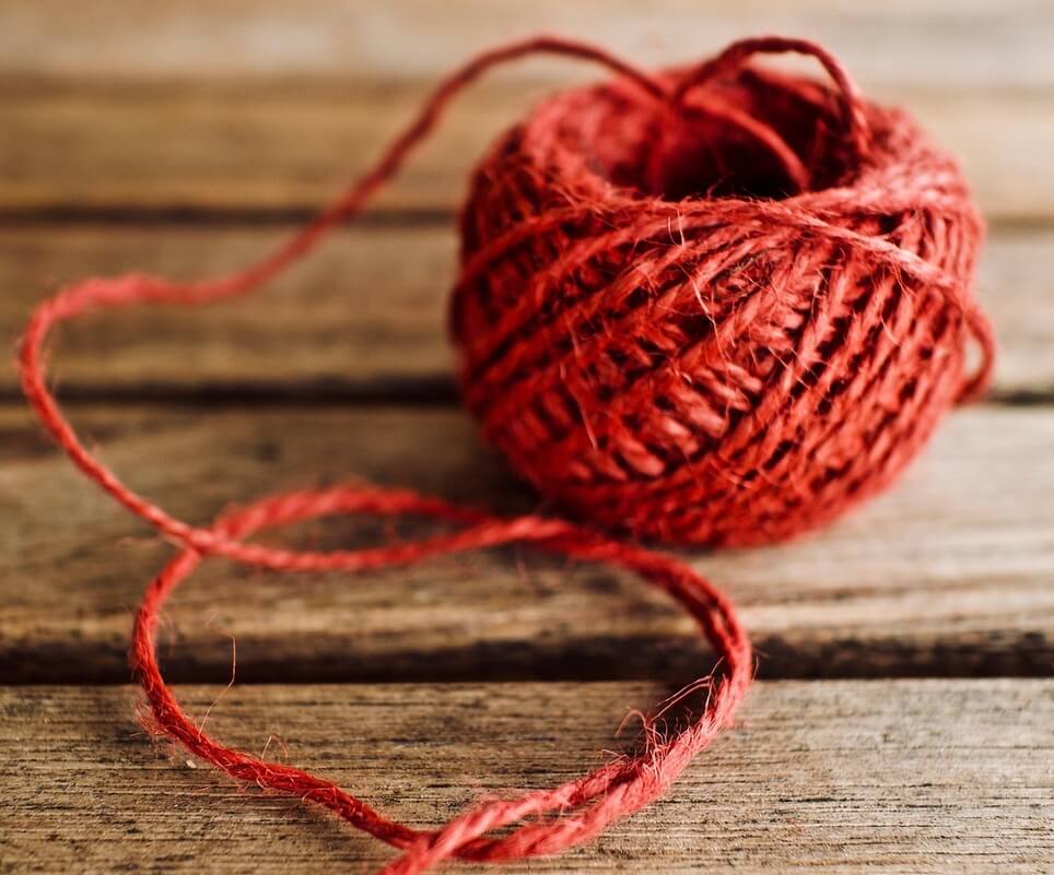 Macro of yarn fibers and twist